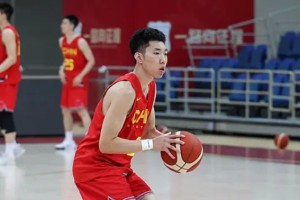 开云体育入口-廖三宁半场出战13分钟，5中4、罚球3中2得到10分4篮板2助攻